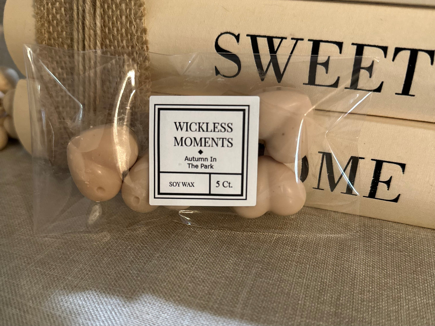 Autumn In The Park Soy Wax Heart Melts 5Ct.