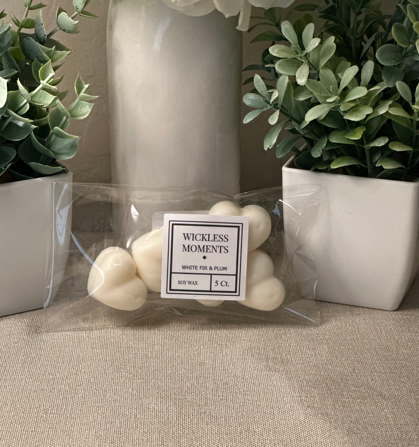 White Fir & Plum Soy Wax Heart Melts 5ct.