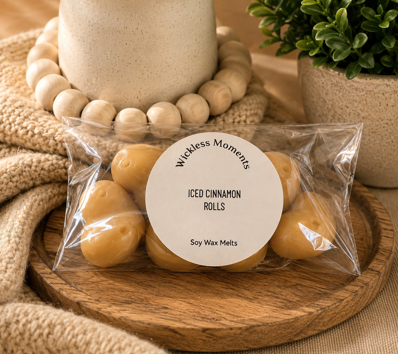 Iced Cinnamon Roll Soy Wax Heart Melts | 5 Count Wax Melts