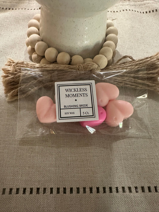 Blushing Bride Soy Wax Heart Melts 5ct.