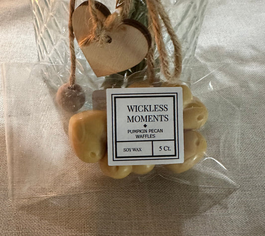 Pumpkin Pecan Waffles Soy Wax Heart Melts 5ct.
