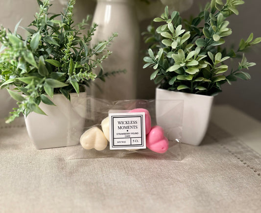 Strawberry Pound Cake Soy Wax Heart Melts 5ct.
