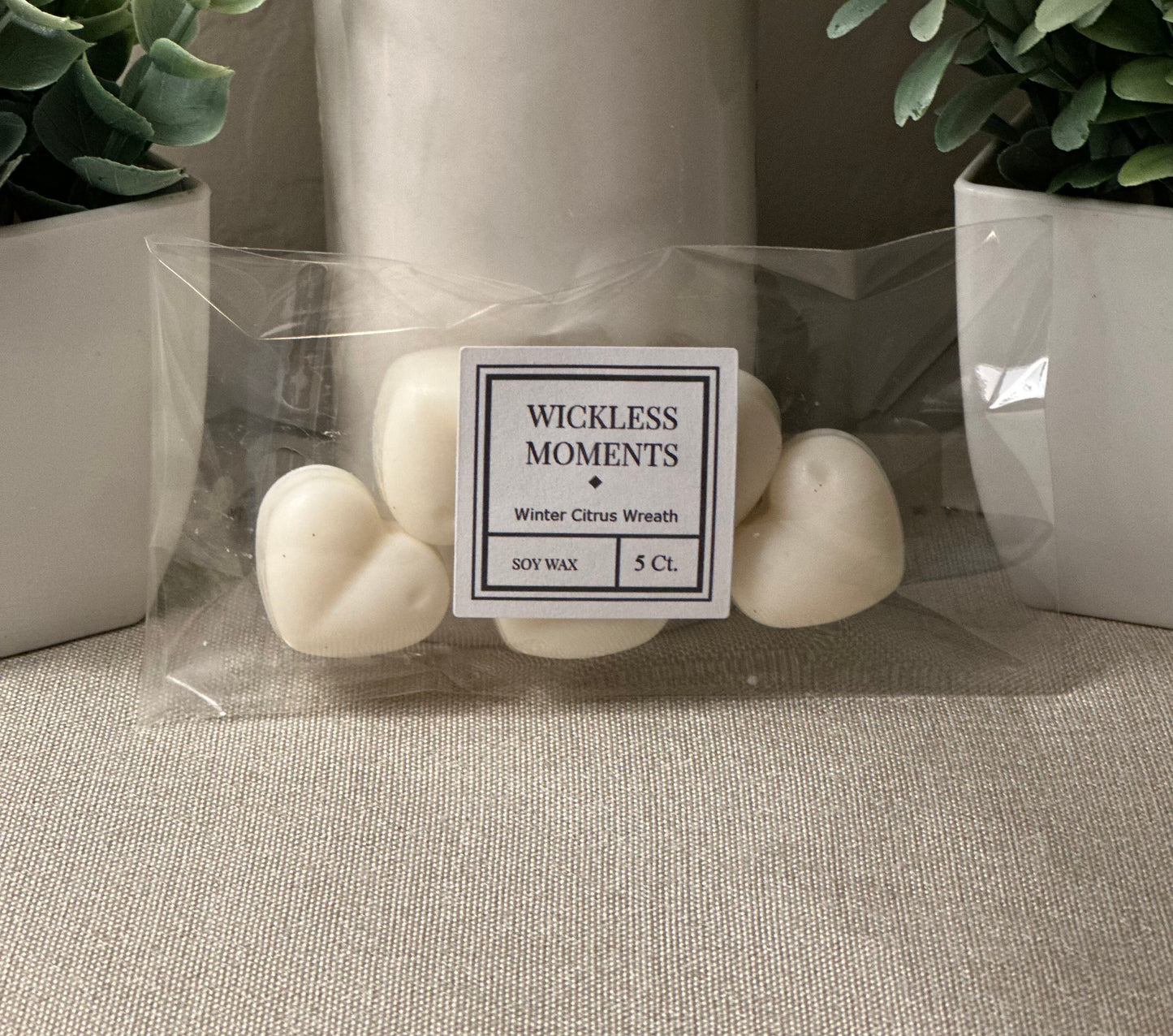 Winter Citrus Wreath Soy Wax Heart Melts 5ct.