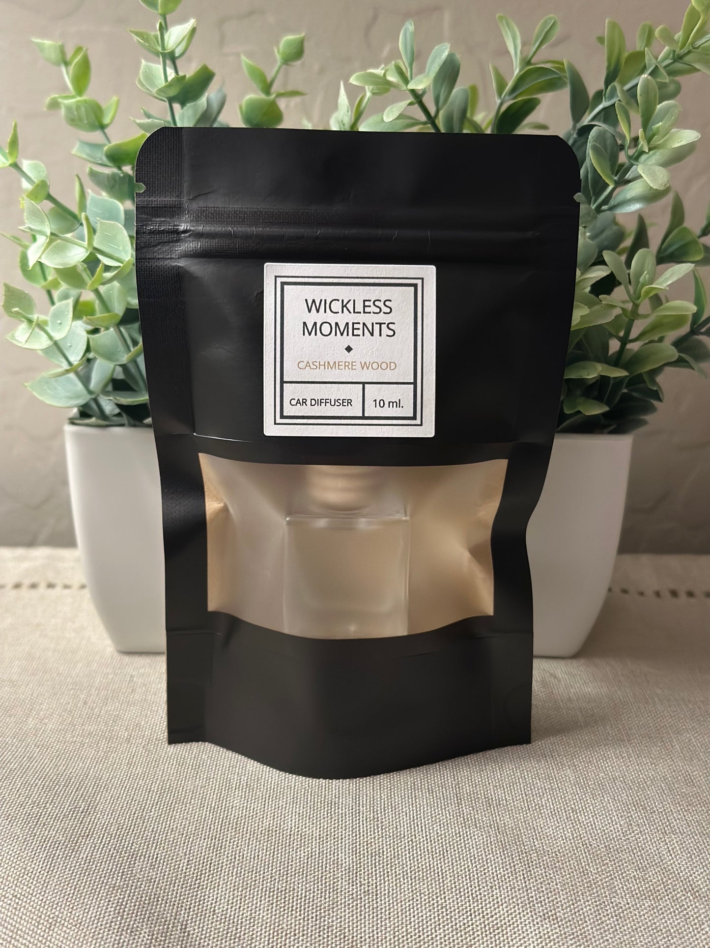 Cashmere Woods Car Diffuser 10ml.